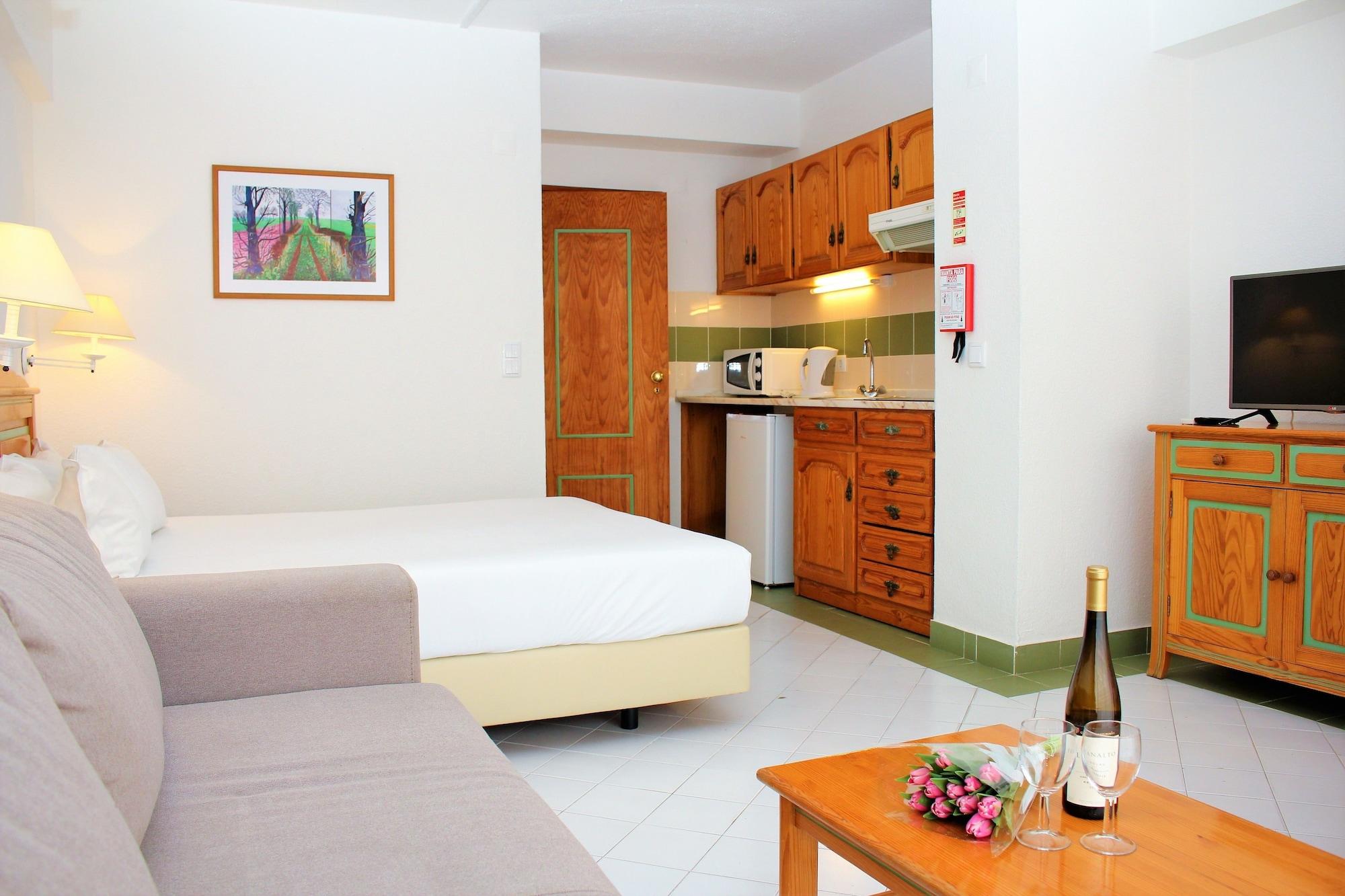 Ourabay Hotel Apartamento - Art & Holidays Albufeira Exteriér fotografie