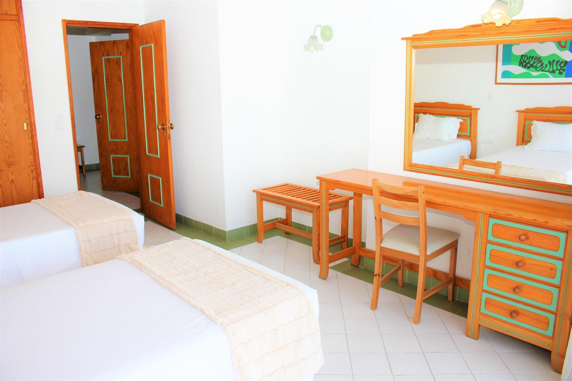Ourabay Hotel Apartamento - Art & Holidays Albufeira Exteriér fotografie