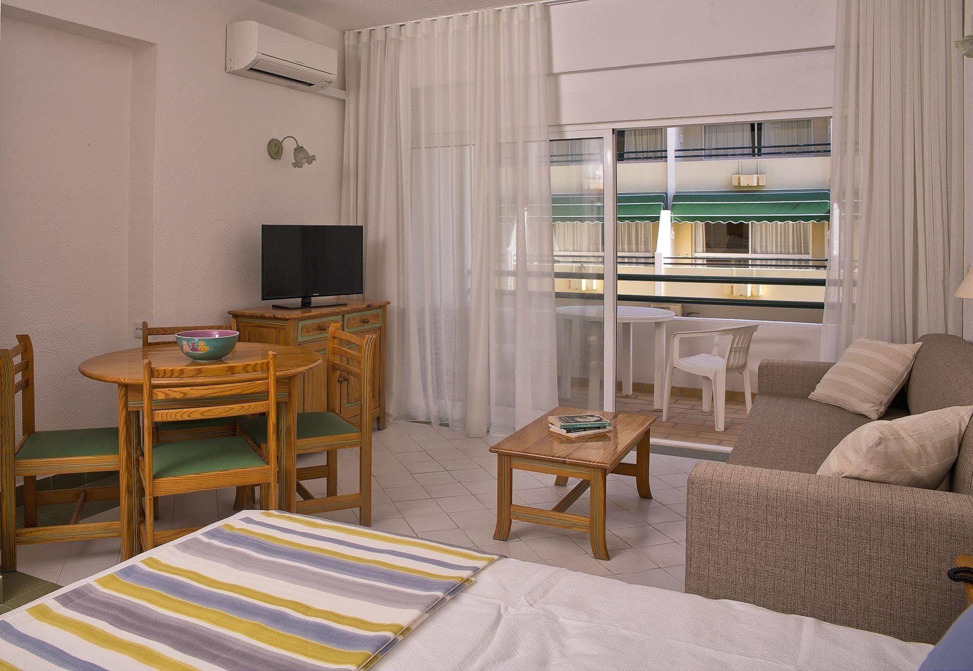 Ourabay Hotel Apartamento - Art & Holidays Albufeira Exteriér fotografie